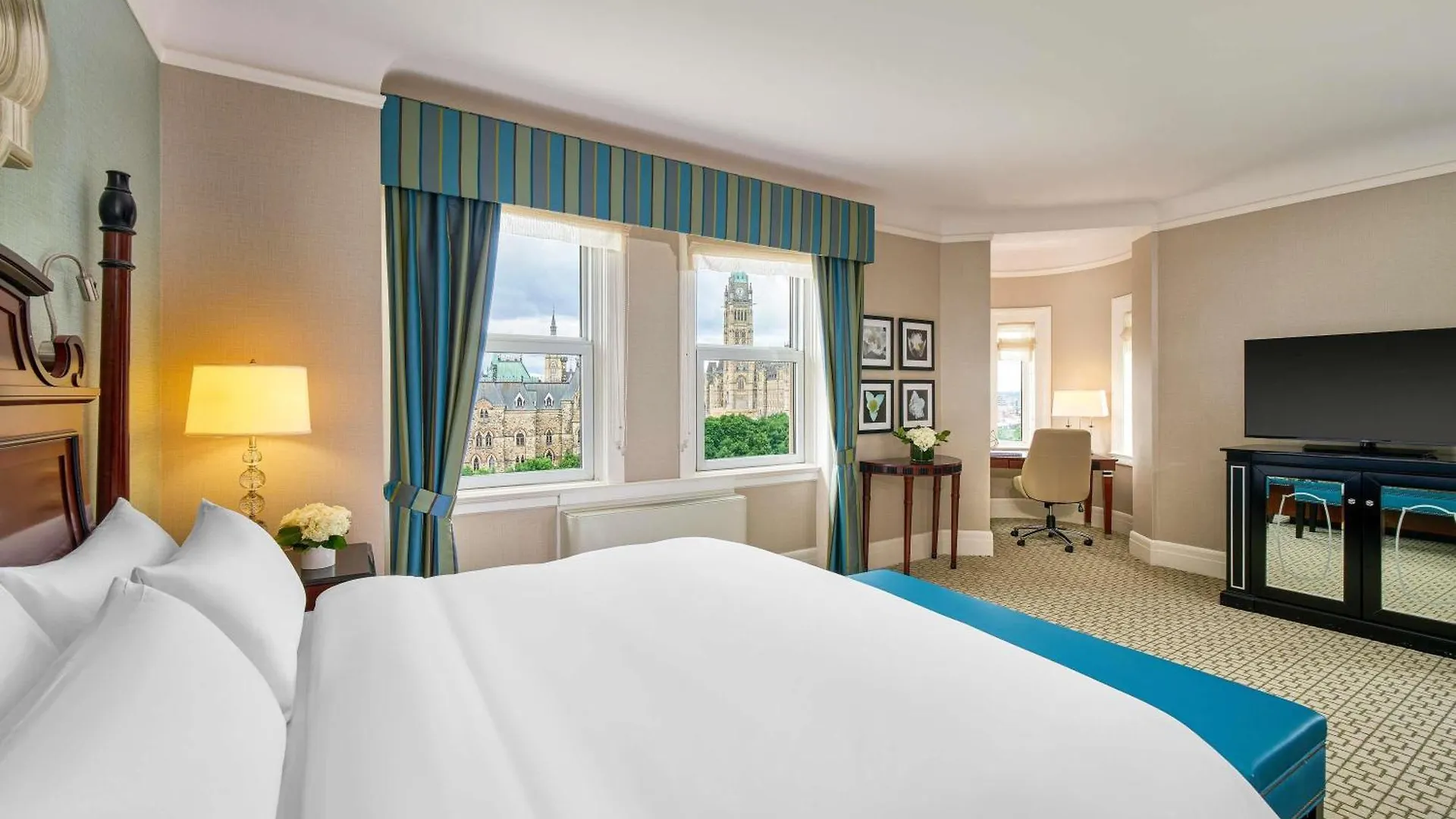 Fairmont Chateau Laurier Ottawa Hotel