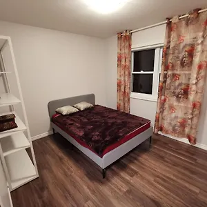 Beautiful 3 Bedroom House Ottawa